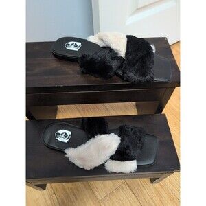 NWOB VHNY Vivienne Hu Criss-Cross Faux Fur Slippers Size 9.5-10 (EU40)